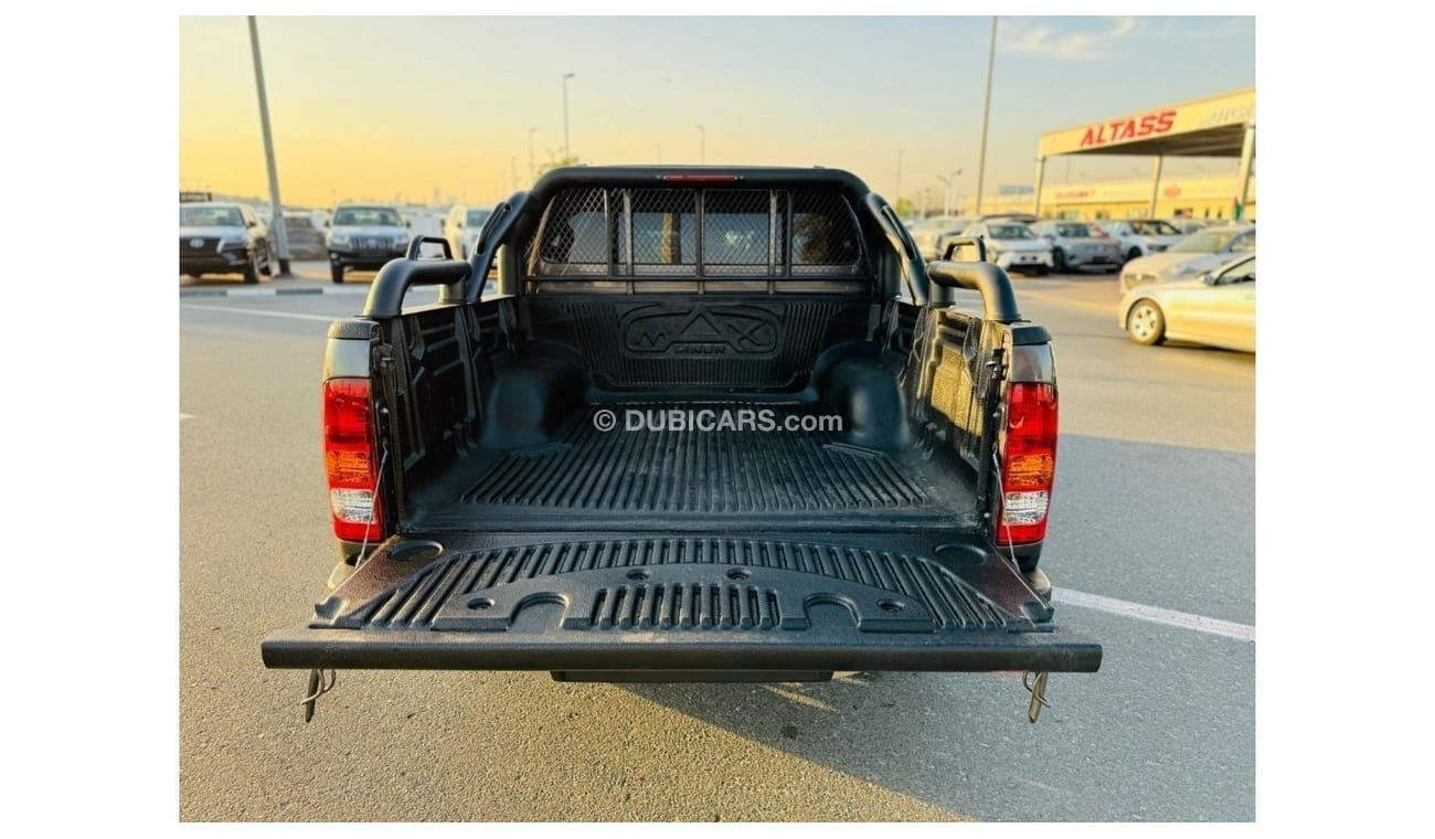 Toyota Hilux 2008 | LHD | MANUAL | DOUBLE CABIN | DIESEL | PREMIUM RED LEATHER SEATS | SPORTS BAR