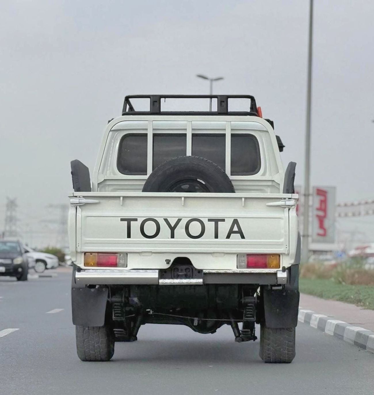 Toyota Land Cruiser Pick Up Double Cabin-RHD-4.5L-Diesel-Manual-4WD-8 Cylinders-5 Seats-4 Doors