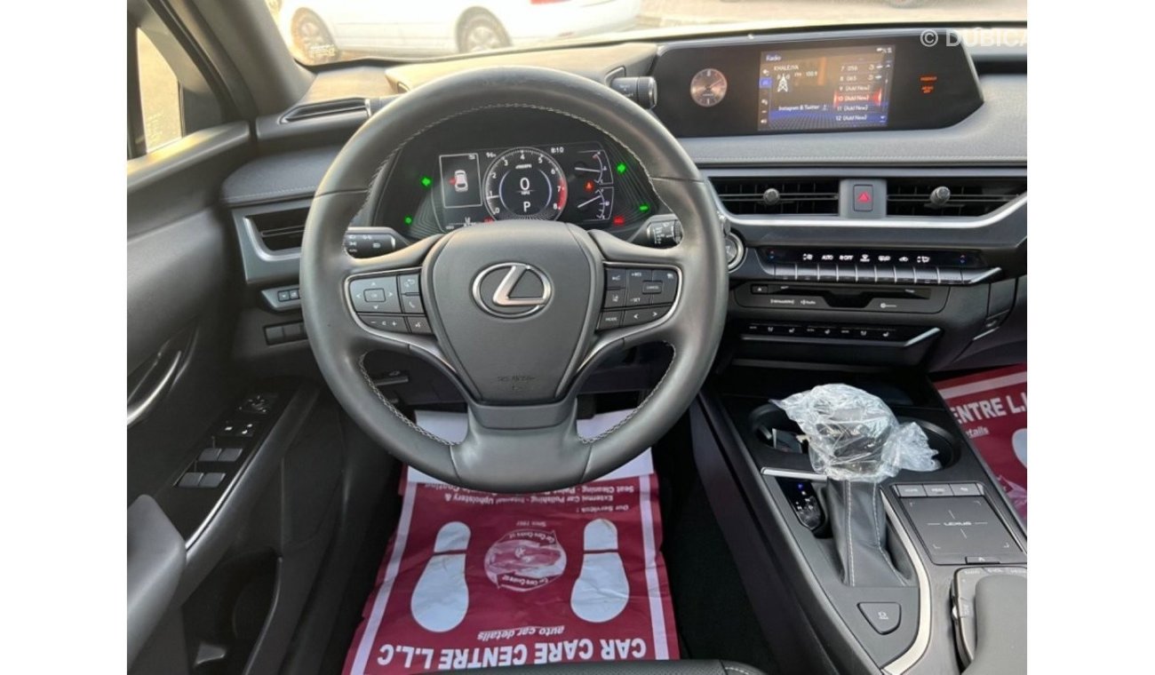 Lexus UX200 Premier 2019 LOW MILEAGE SUNROOF 2.0L US IMPORTED