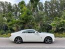 رولز رويس واريث 2015 Rolls Royce Wraith | GCC Specs | 6.6L V12 | 624 HP | 66k KM | WHITE/RED | Starlight Headliner |