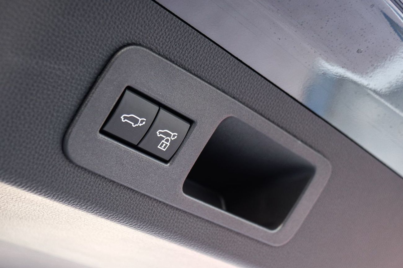 Toyota Land Cruiser VXR 3.5L 2025 Toyota Land Cruiser Turbo 3.5 L VX-R at best export price | contact now