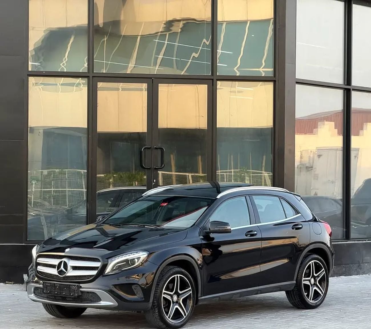 مرسيدس بنز GLA 250 GLA 250 4MATIC | GCC Specs | Low Mileage