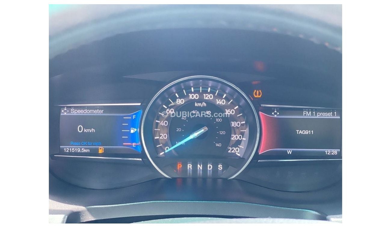 فورد إكسبلورر سبورت سبورت فورد اكسبلور 2016 خليجي فل ابشن بحاله ممتازه بدون حوادث