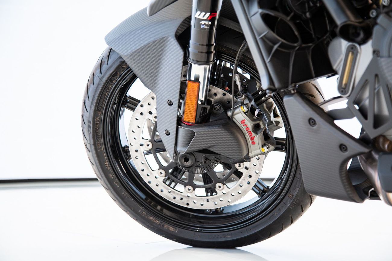 برابوس 1300 R - KTM 1290 KTM Brabus 1300 R 1 of 145