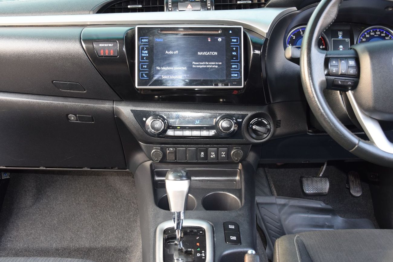 Toyota Hilux S GLX 2.8L AWD A/T