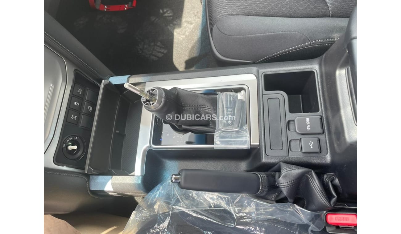 تويوتا برادو برادو ، VX ، 2.8 لتر ، ديزل ، موديل 2021 ، مع صندوق تبريد ، كاميرا خلفية ، حساسات للوقوف للتصدير فقط