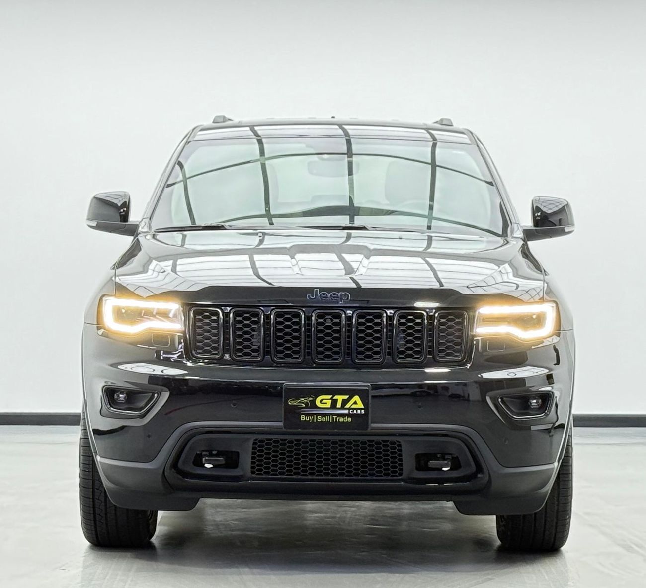 Jeep Grand Cherokee Overland 5.7L (360 HP) 2019 Jeep Grand Cherokee Overland, Warranty, Full Service History, Excellent