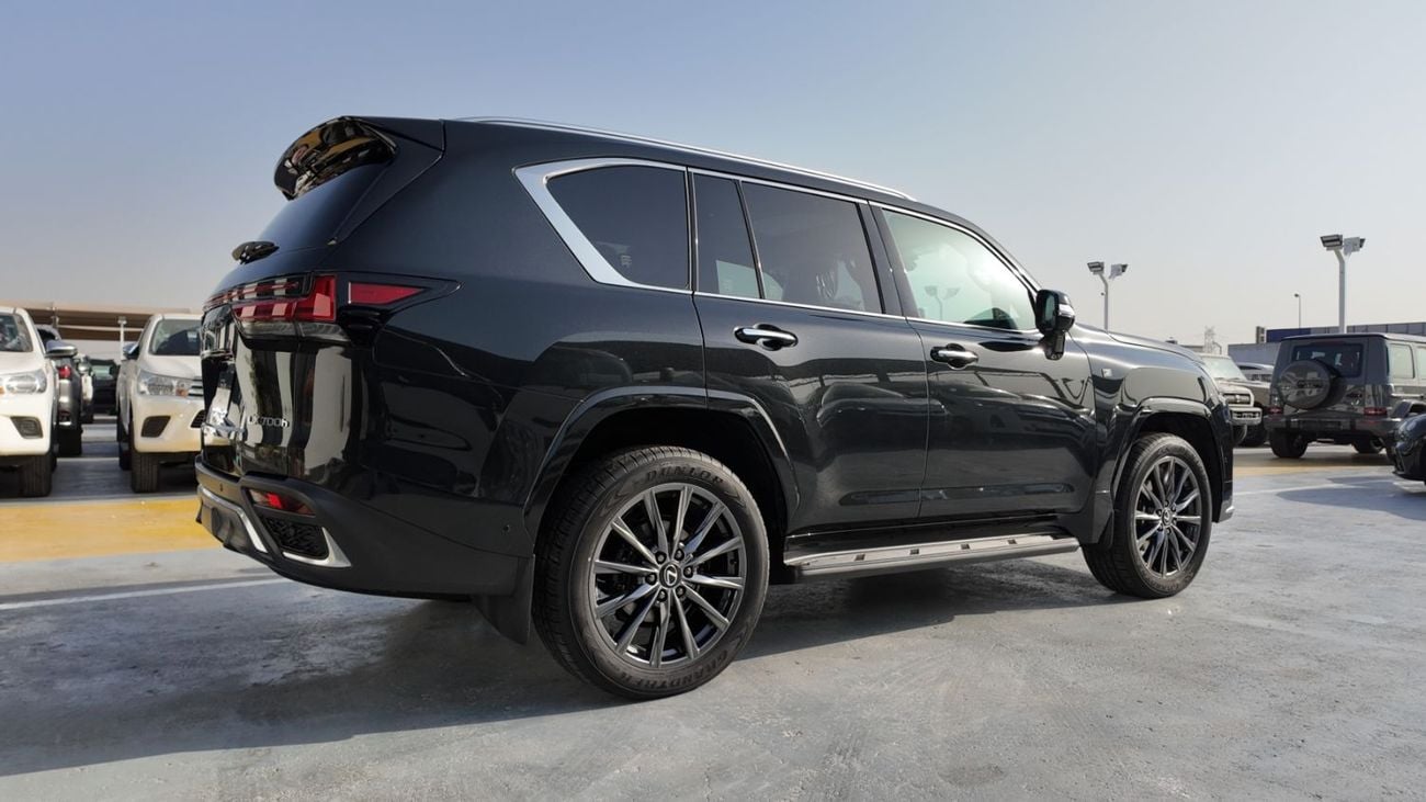 لكزس LX 700h F Sport