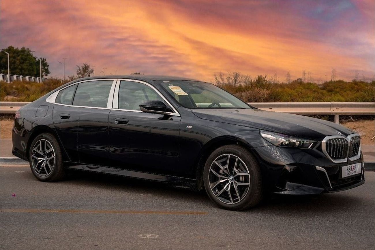 بي أم دبليو i5 2024 BMW i5 e-Drive 35L M-Sport package RWD 0km