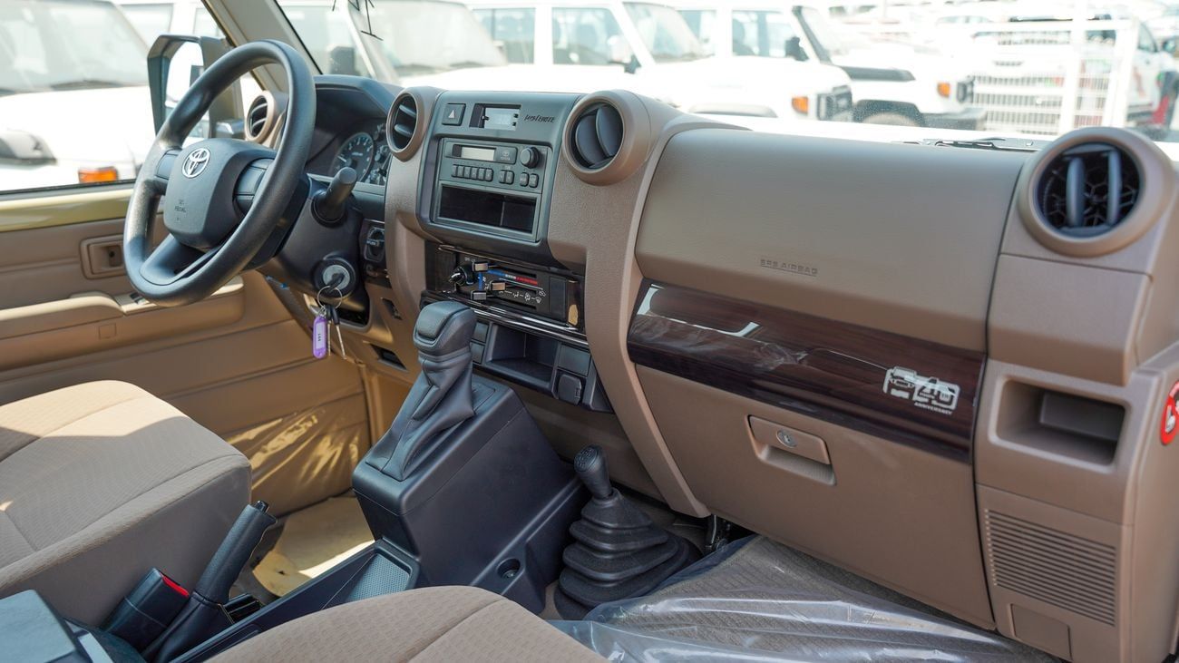 Toyota Land Cruiser Pick Up TOYOTA Land Cruiser 79 4.0 DC – Basic + Diff Lock