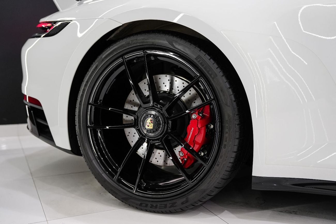 بورش 911 Carrera GTS 3.0L (450 HP) Coupe