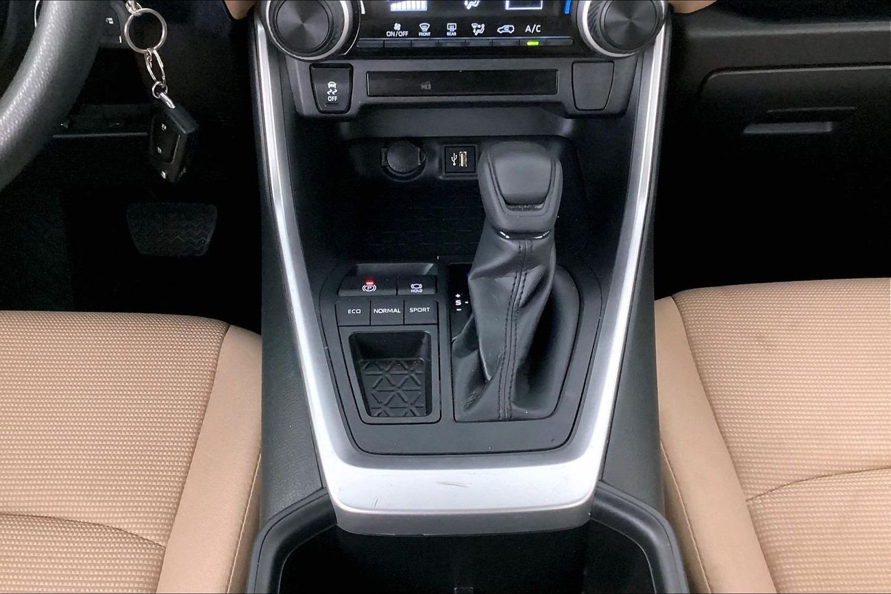 تويوتا راف ٤ EX | National Day Celebration | شامل الضمان | 0 ﺪﻔﻋﺓ ﺃﻮﻟﻯ