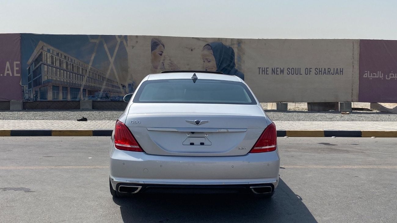 Genesis G90 Premium 3.3L RWD