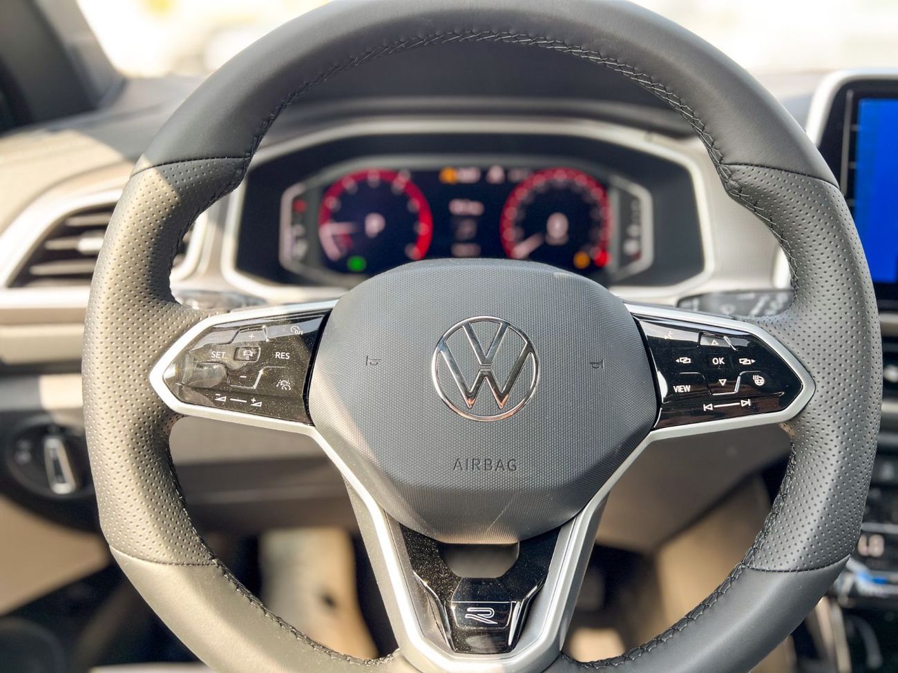 فولكس واجن T ROC EXPORT ONLY - T ROC 1.5L (Black Package) TURBOCHARGED