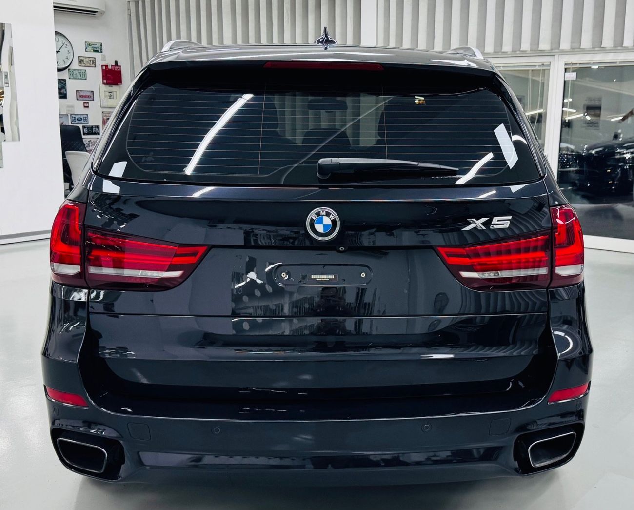 بي أم دبليو X5 GCC .. FSH .. M kit .. Perfect Condition .. V6 .. Top Range