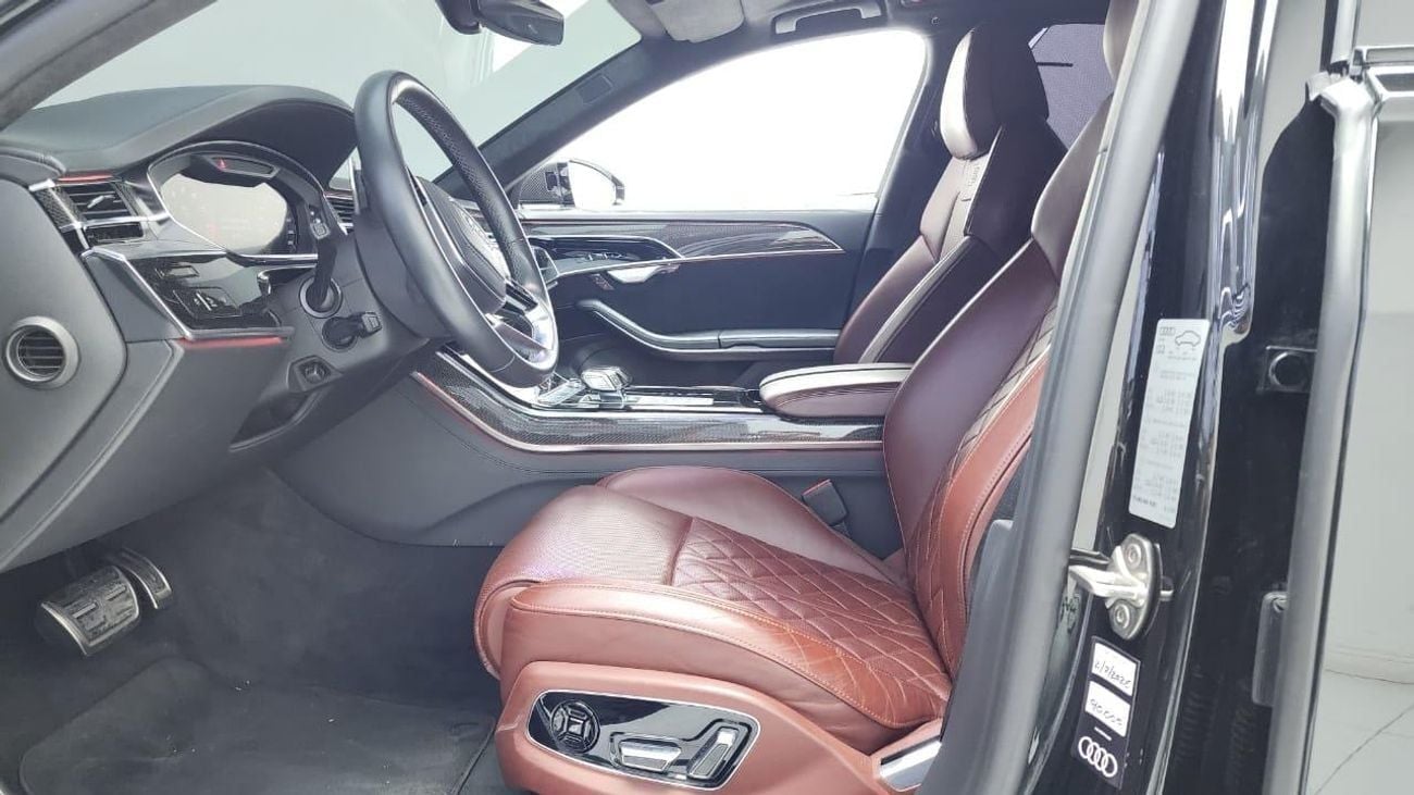 Audi S8 TFSI quattro 4.2L