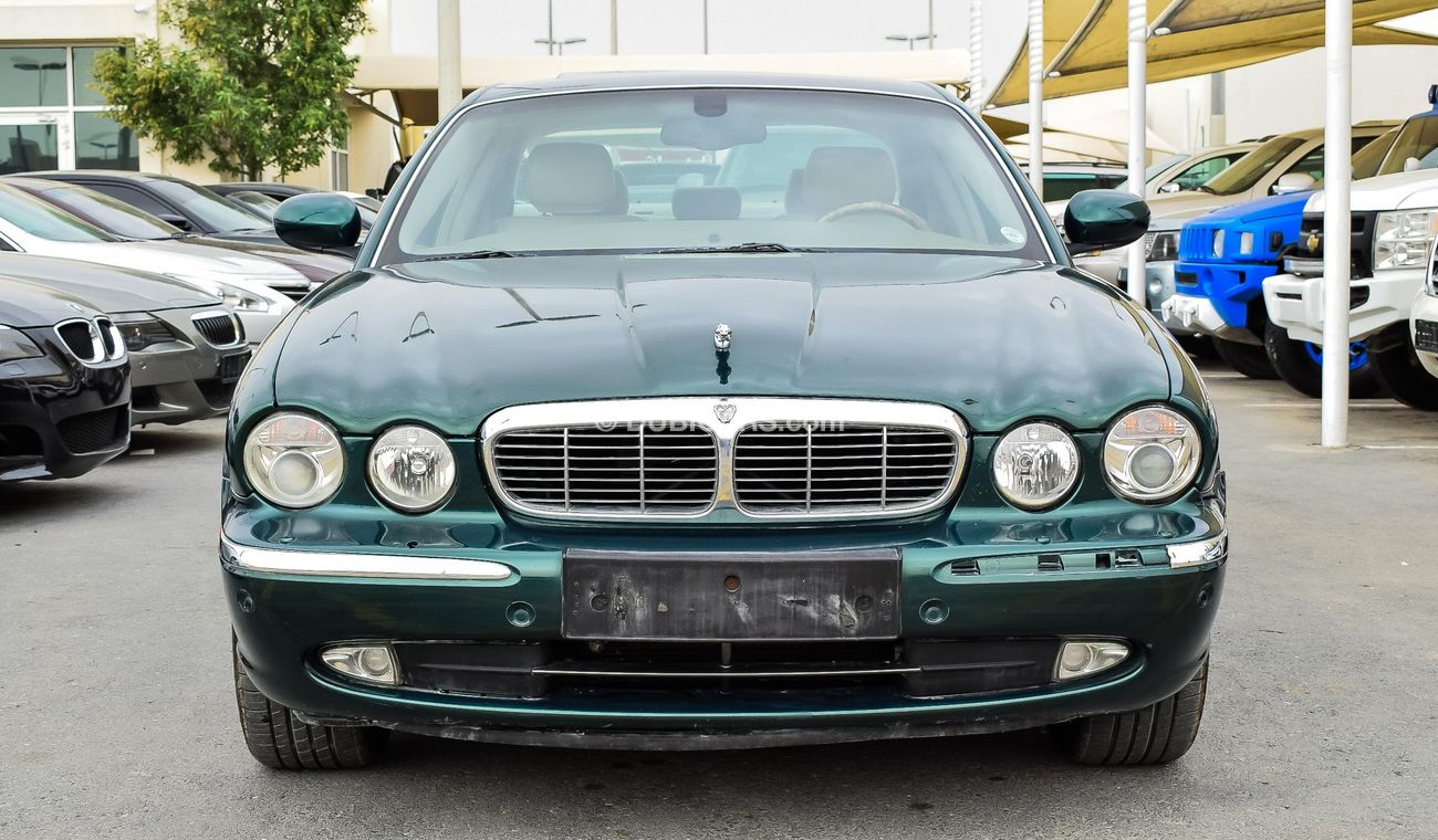 Jaguar XJ8 2004 Model Full options clean car  single owner use wellmaintaned