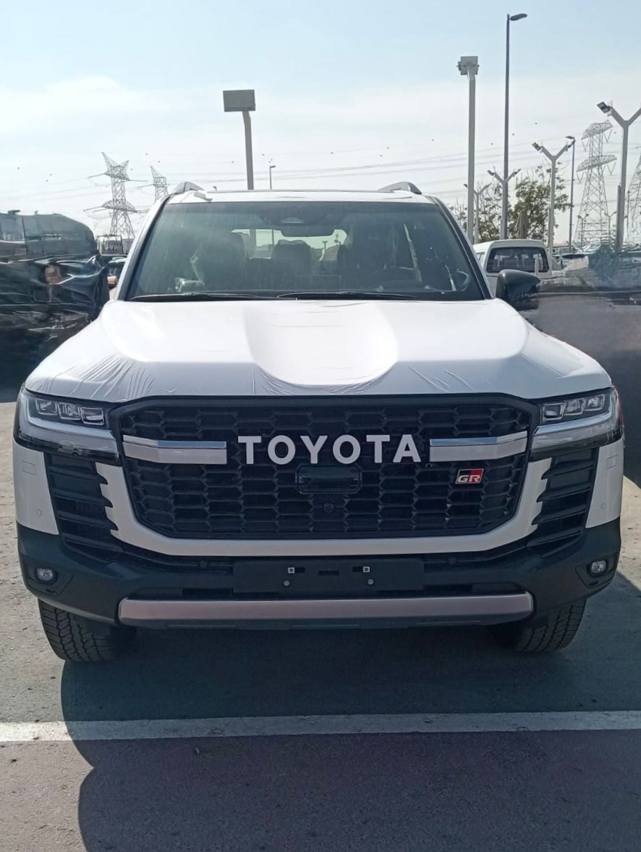 تويوتا لاند كروزر Toyota Land Cruiser GR-Sport 3.5 petrol 2025 Full Option GCC
