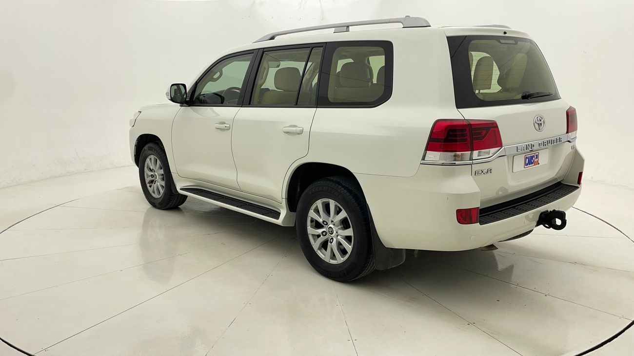 تويوتا لاند كروزر EXR 4 | بدون دفعة مقدمة | اختبار قيادة مجاني للمنزل