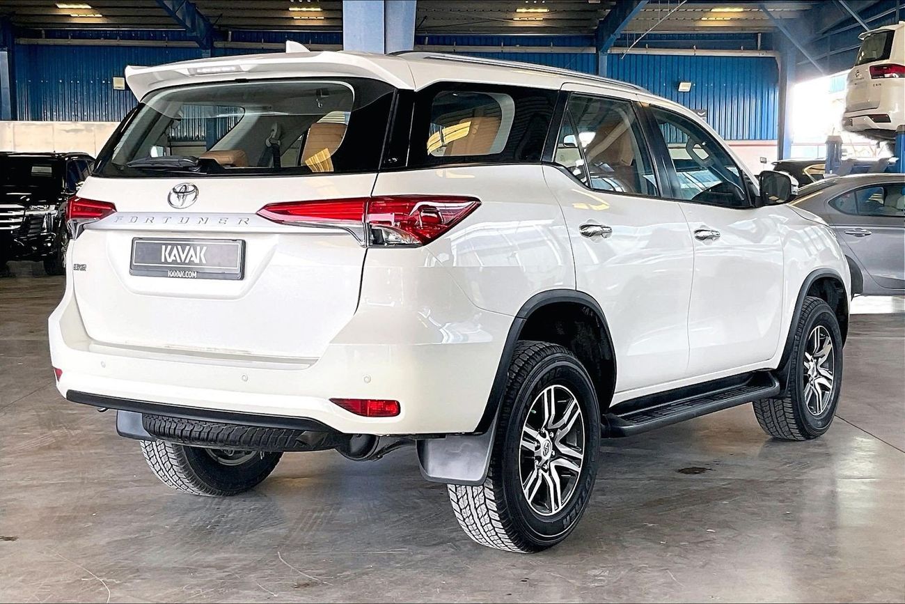 تويوتا فورتونر EXR | شامل الضمان | 0 ﺪﻔﻋﺓ ﺃﻮﻟﻯ