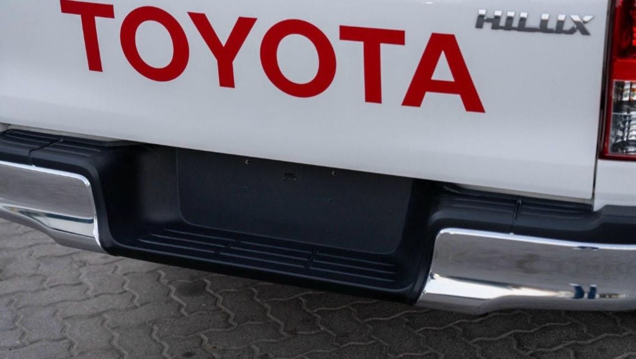 تويوتا هيلوكس 2.0l single cabin manual