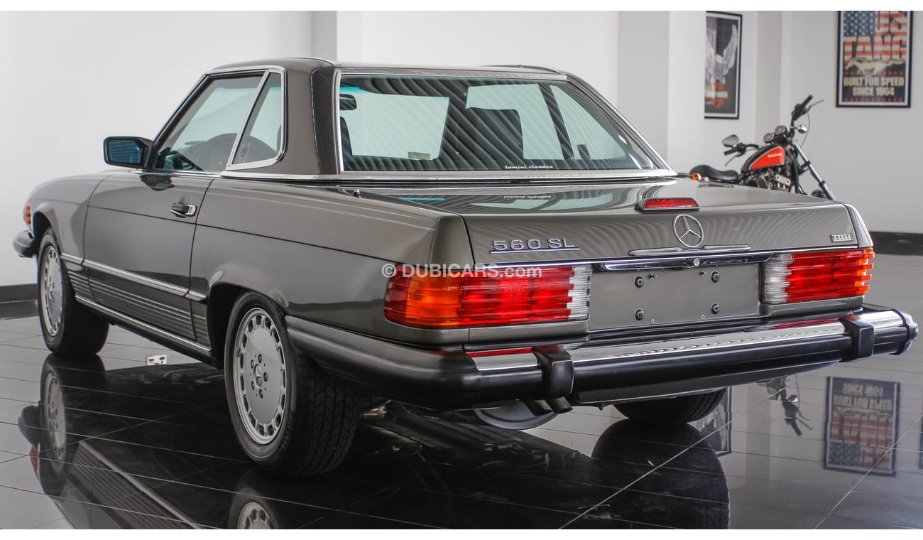 Mercedes-Benz 560 SL