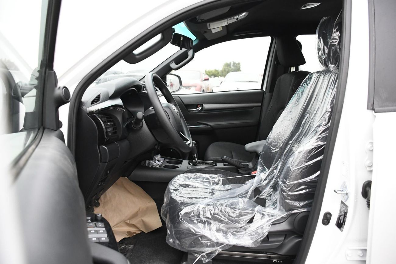 Toyota Hilux Adventure 4.0L With Rader Door Molding ( Ready cars )