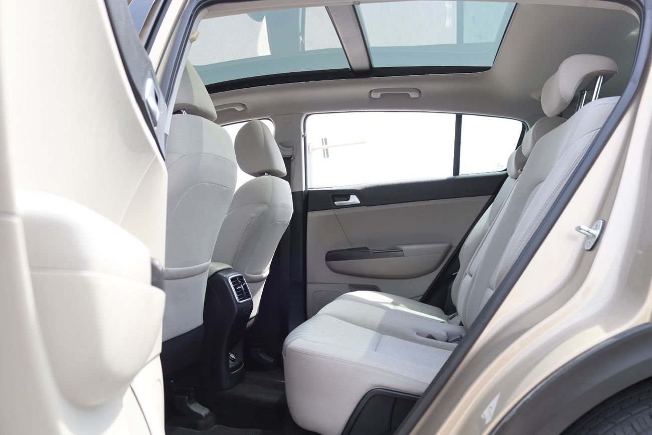 Kia Sportage Top 1.6L Kia Sportage - 2020 - GCC - Accident-Free - Full Options - 1.6L  - Low Mileage - Excellent 