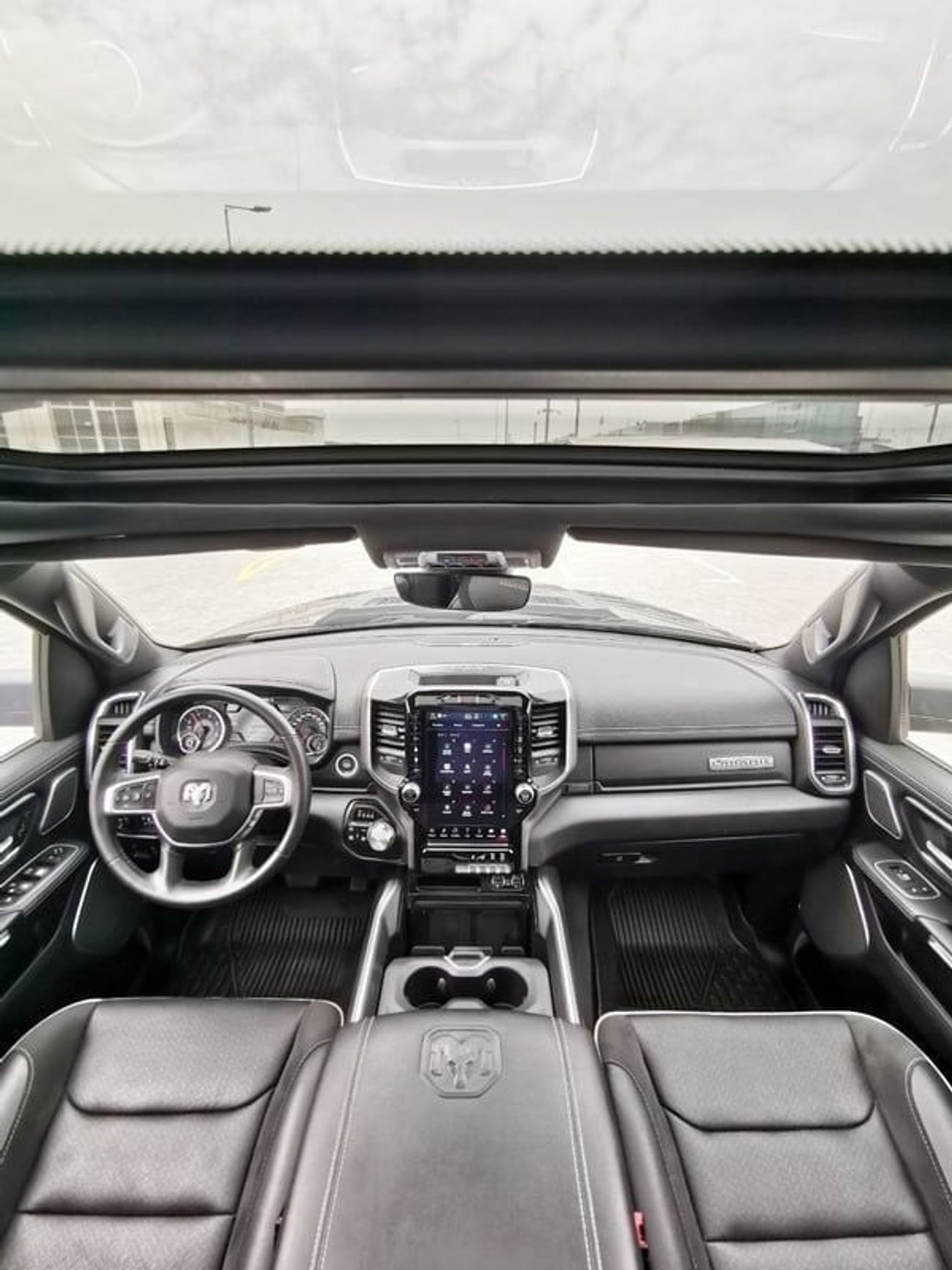 RAM 1500 Dodge RAM Laramie ( Diesel ) - 2022 - Black