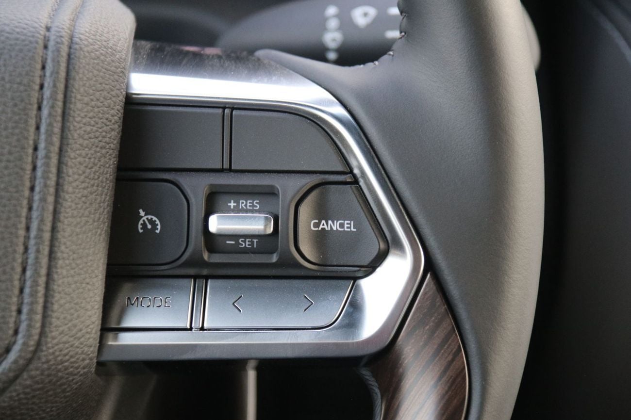 تويوتا لاند كروزر GXR 4.0L LAND CRUISER GXR V6 4.0 Mid option 2026