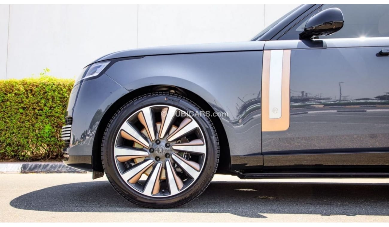Land Rover Range Rover 2023 Range Rover SV V8 Gold Edition