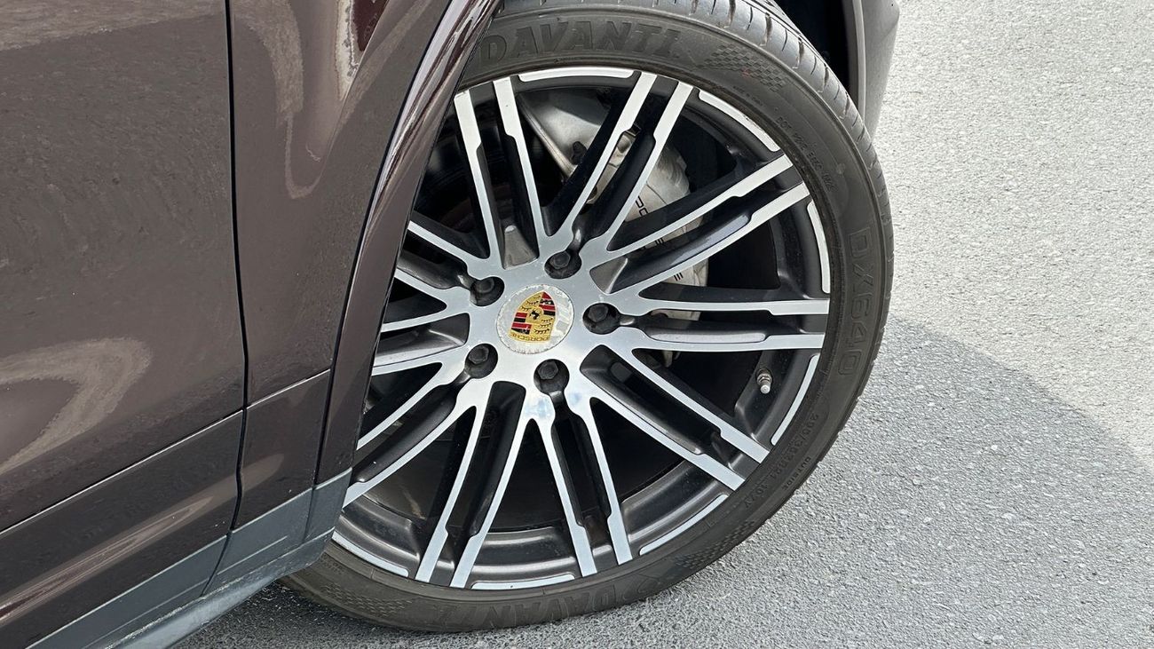 بورش كايان S Platinum Edition 2018 Full Service History GCC