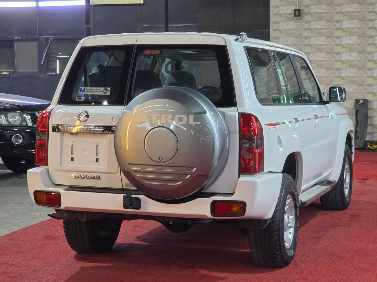 Nissan Patrol Safari Safari 4.8L A/T