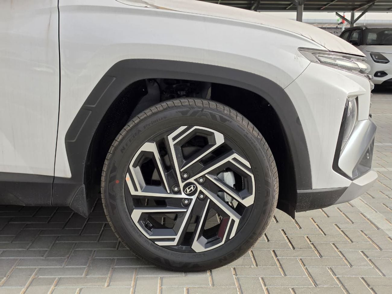 Hyundai Tucson  2.0L 2WD A/T Petrol