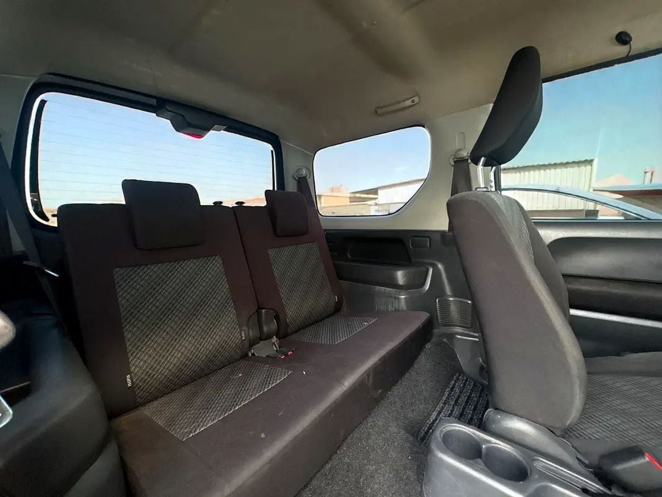 سوزوكي جيمني !! EID SALE !! 1 YEAR FREE WARRANTY !!  SUZUKI JIMNY | 1.3L I4 – 85 BHP | 2016 | GCC SPECS | MANUAL 