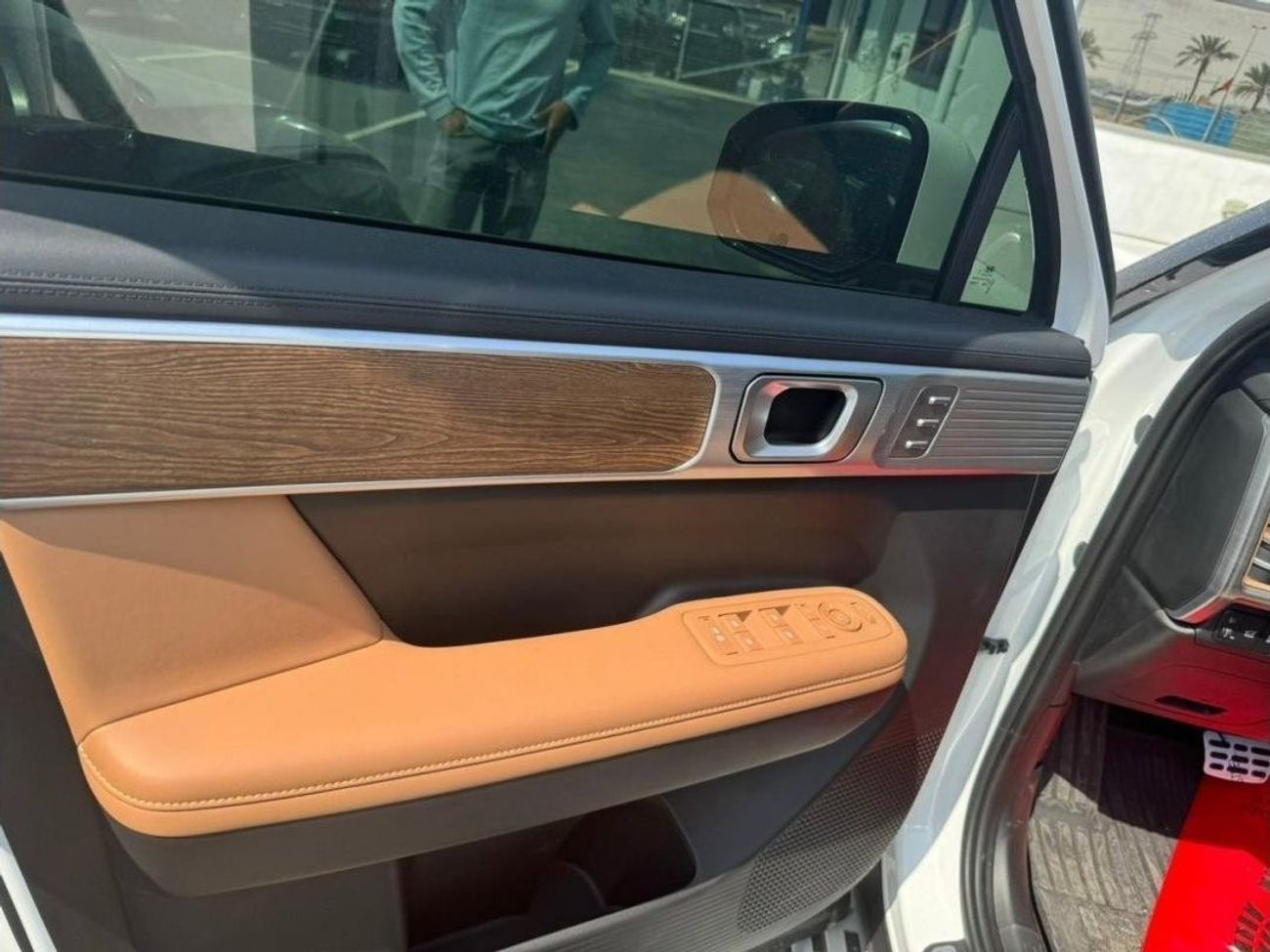 هيونداي سانتا في 2.5L PETROL