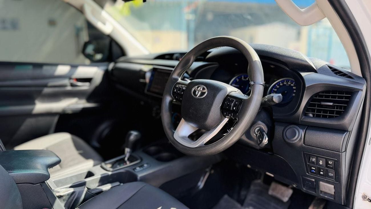 Toyota Hilux 2020 | 2.8L DIESEL | AUTOMATIC TRANSMISSION | RIGHT HAND DRIVE | SINGLE CAB | HEAVY BULL BAR | AIR S