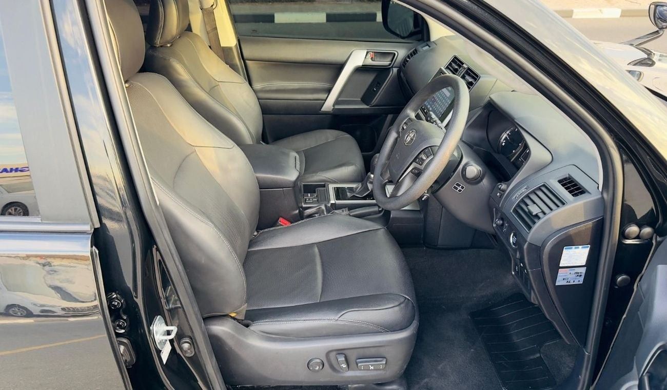تويوتا برادو [QISJ IN DUBAI] | RHD | SUNROOF | 2019 | 2.8L DIESEL ENGINE | Leather Electric Seats 7