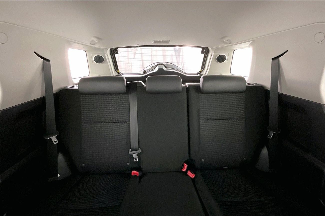 Toyota Camry SE| 1 year free warranty | Exclusive Eid offer