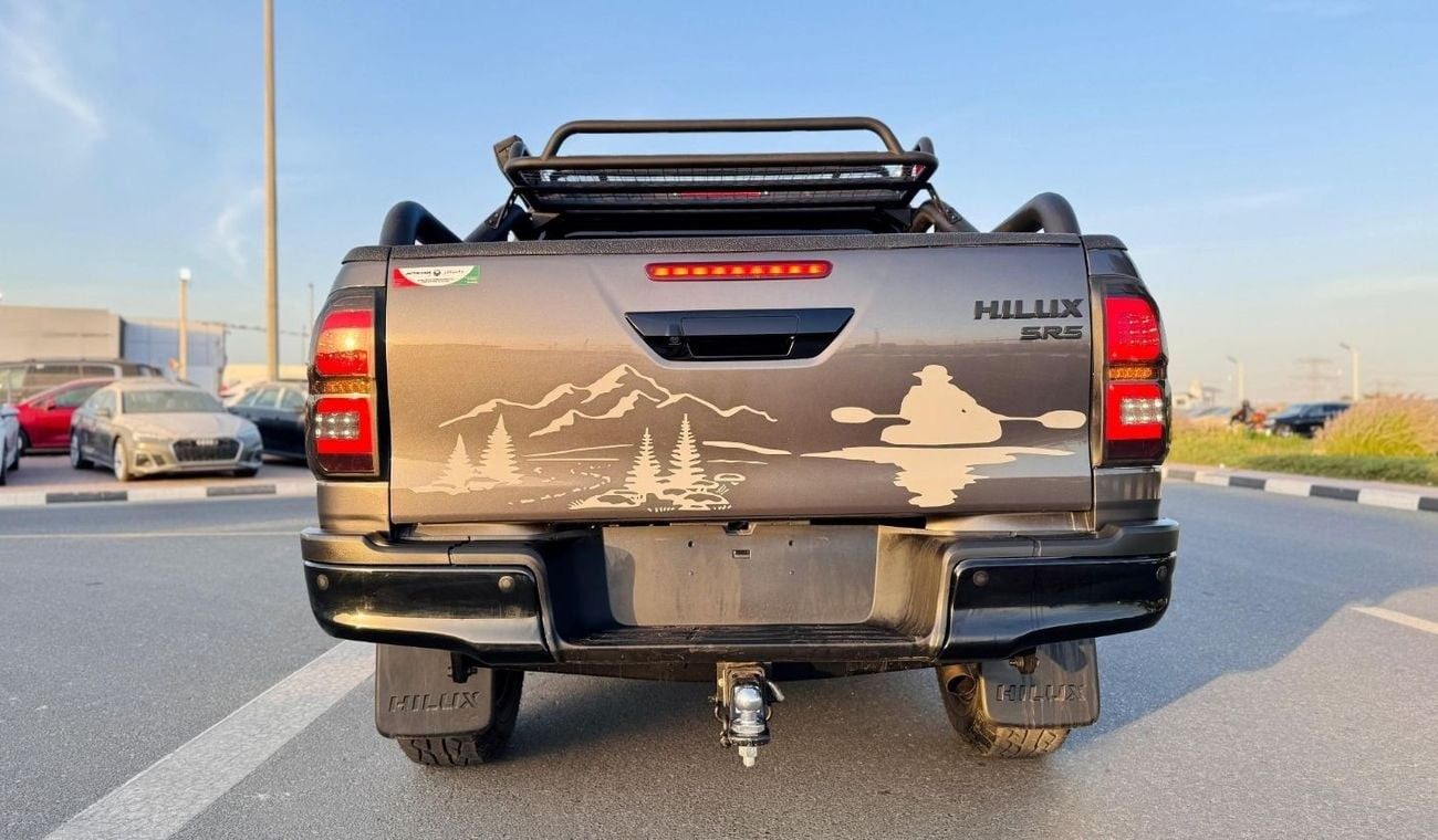 تويوتا هيلوكس OFF ROAD MODIFIED PICKUP | RHD | 2016 | 2.8L DIESEL ENGINE | AT | AWNING SIDE ROOF CAMPING TENT