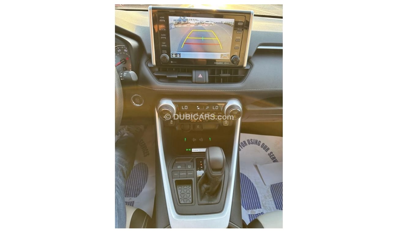 Toyota RAV4 2021 Toyota RAV4 XLE full option