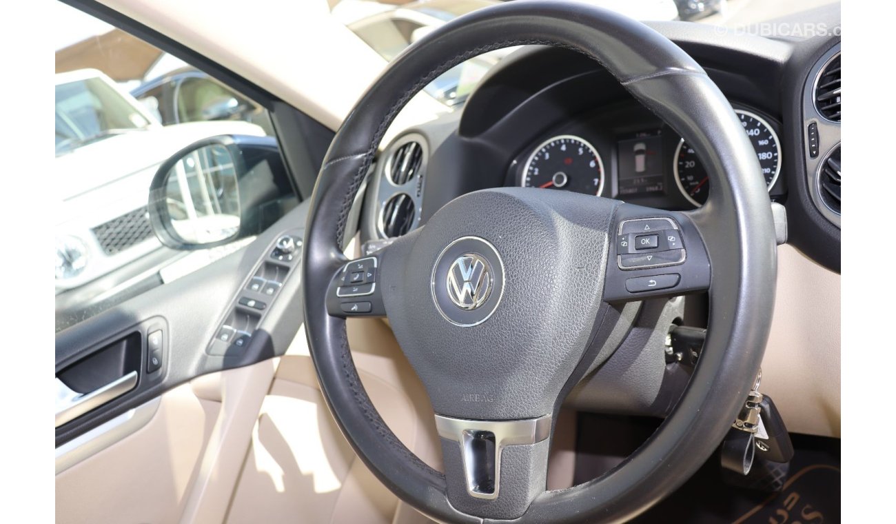 Volkswagen Tiguan SE Volkswagen Tiguan 2.0T GCC 2015