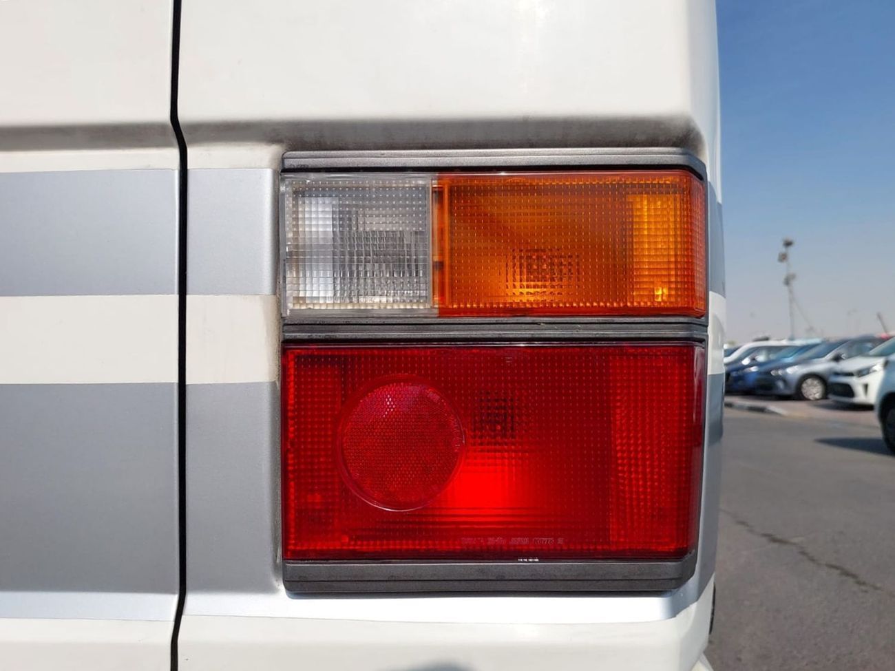 Toyota Coaster TOYOTA COASTER BUS RHD 1992 MODEL 3.7 L DIESEL AUTOMATIC(PM04275)