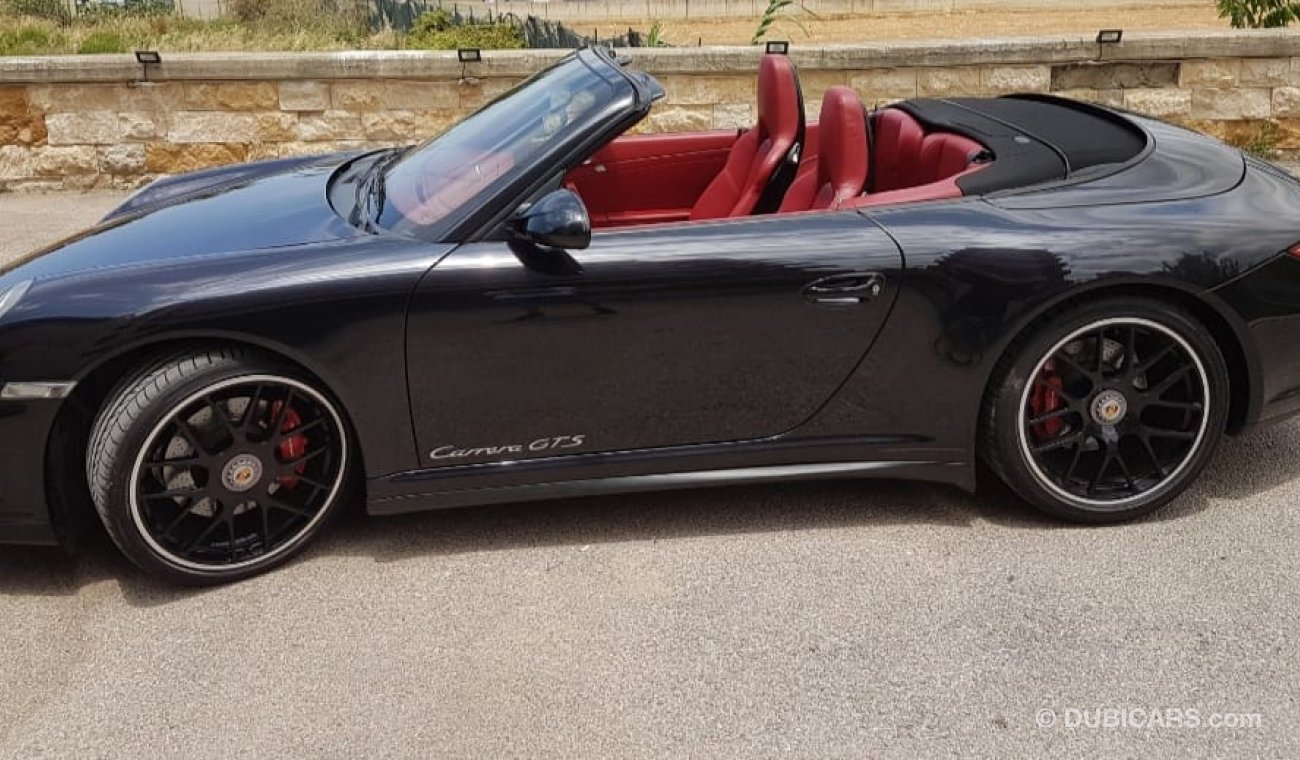 Porsche 911 GTS CARRERA   convertible 997