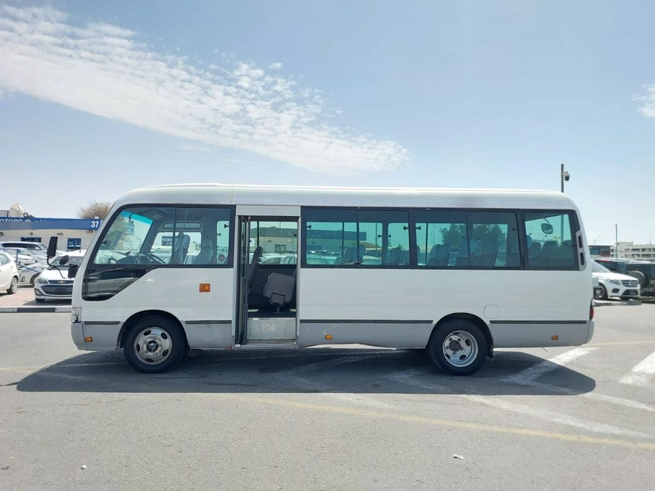 Toyota Coaster TOYOTA COASTER BUS RHD 2010 MODEL 4.0 L DIESEL AUTOMATIC(PM55303)
