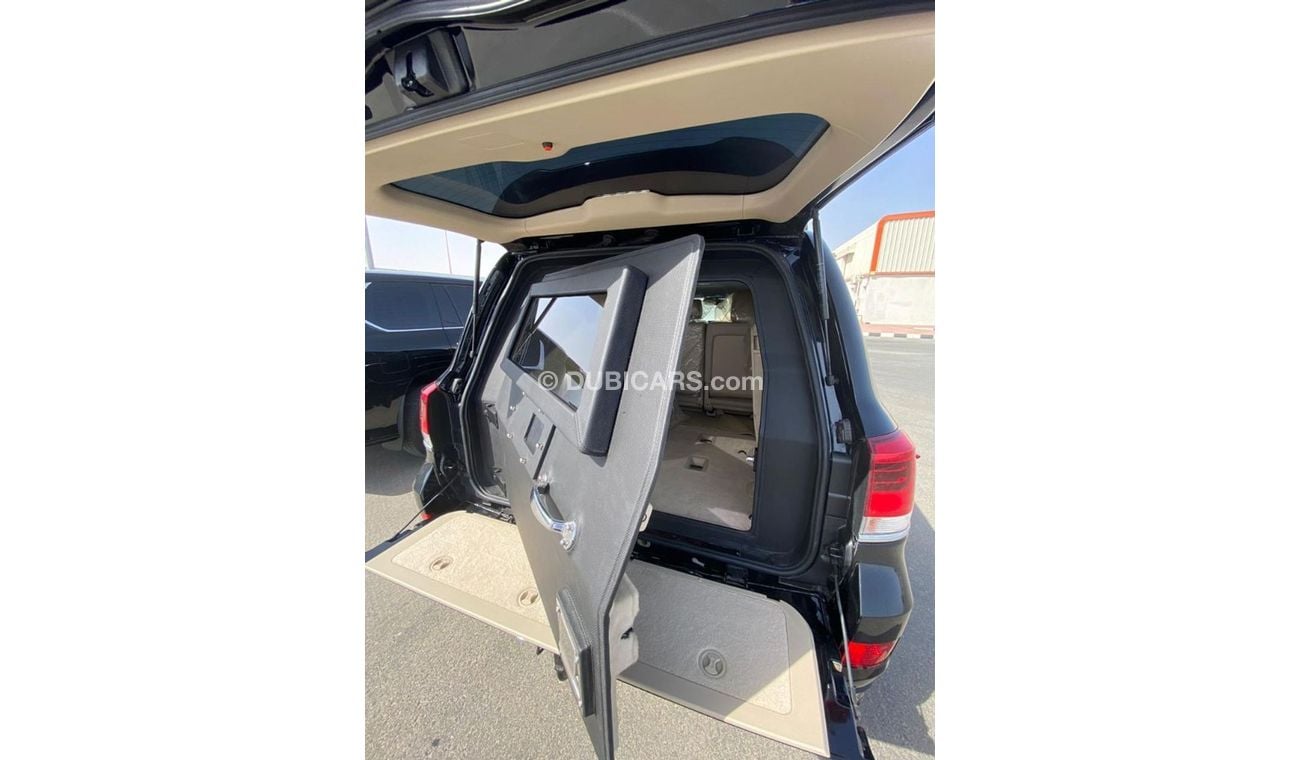 Toyota Land Cruiser ARMOURED B6 LEVEL 5.7 LTR ENGINE