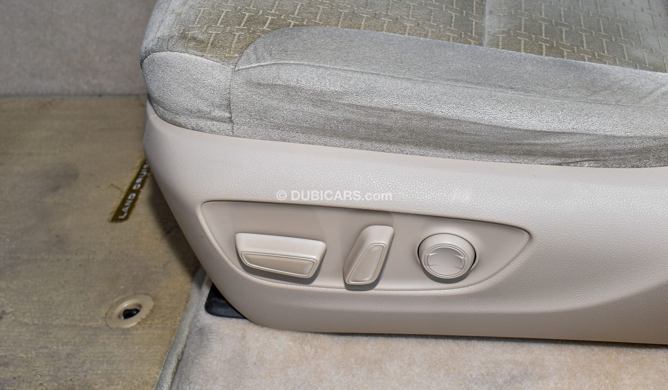 Toyota Land Cruiser VXR 3.5L TWIN TURBO