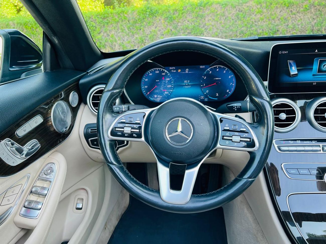 مرسيدس بنز C 300 كوبيه CONVERTIBLE