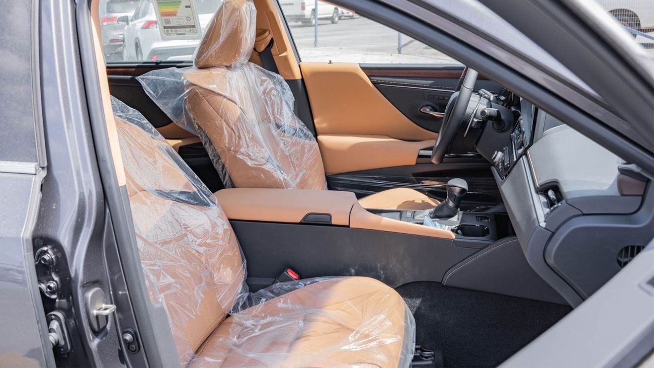 لكزس ES 350 2025 Lexus ES350 3.5L AT Petrol