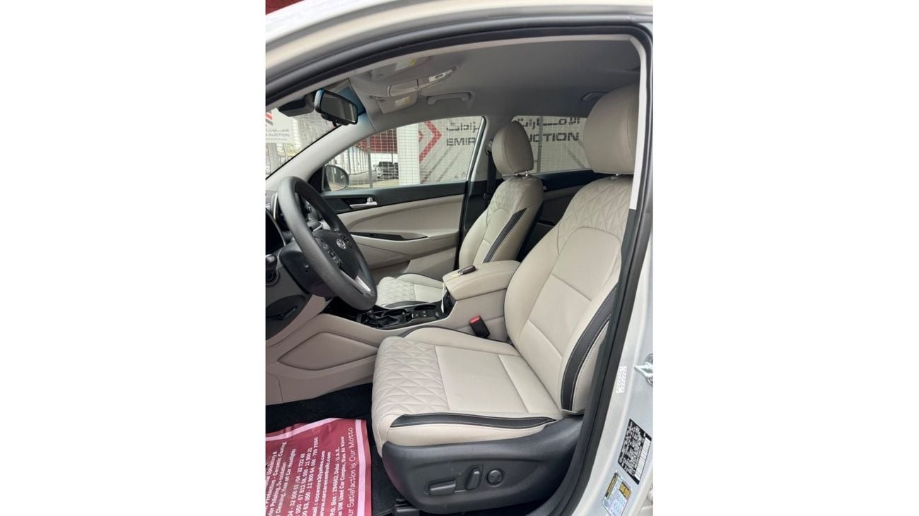 Hyundai Tucson Full Option 2019 HYUNDAI TUCSON AWD 2.0L GDI DOHC 16 VALVE I4 4cyl Petrol, Automatic, All Wheel Driv